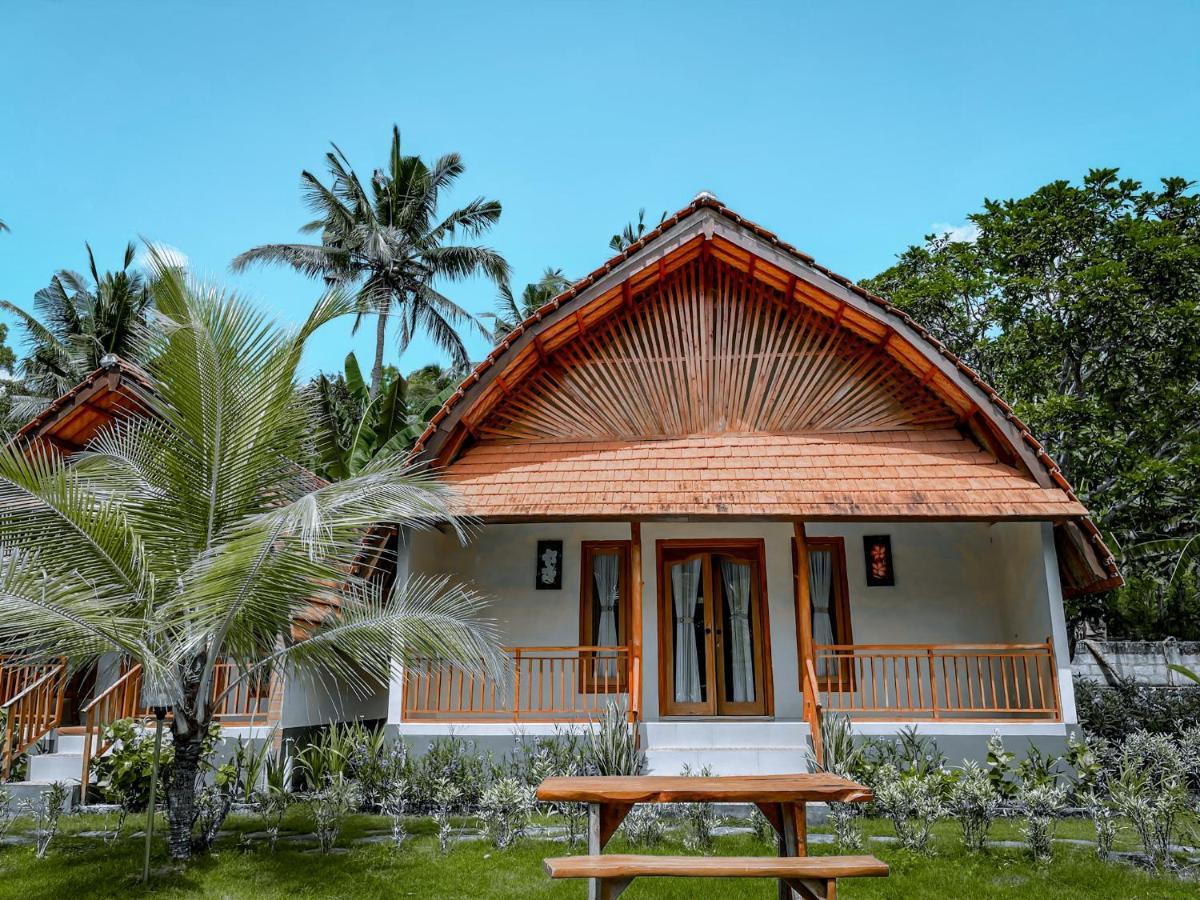 Mertha Sari Resto & Bungalow Klungkung Exterior photo